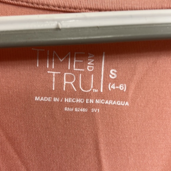 Peach top - Picture 3 of 4